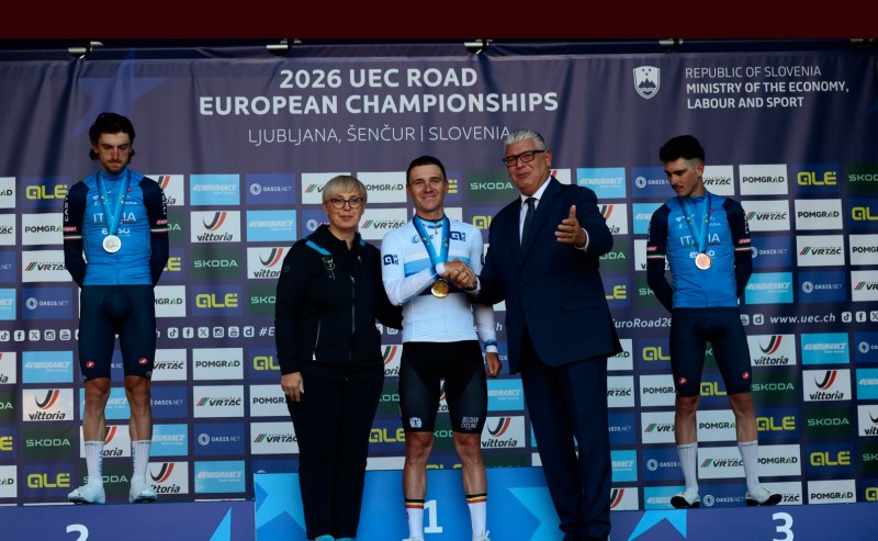 #EUROROAD26 : EVENEPOEL EN OR À LA PHOTO-FINISH
