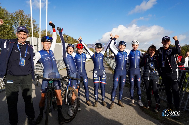 2023 UEC Cyclo-cross European Championships - Pont-Chateau - Team Relay - 03/11/2023 -  - photo Massimo Fulgenzi/SprintCyclingAgency?2023